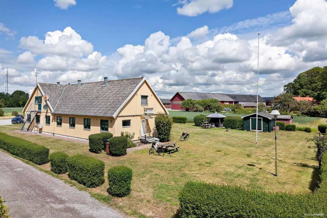 Bruksparkens Hostel Vellinge Exterior foto